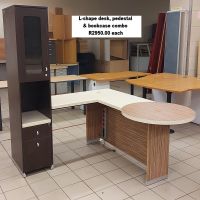 D08 - L-shape desk, pedestal & bookcase combo R2950.00 1
